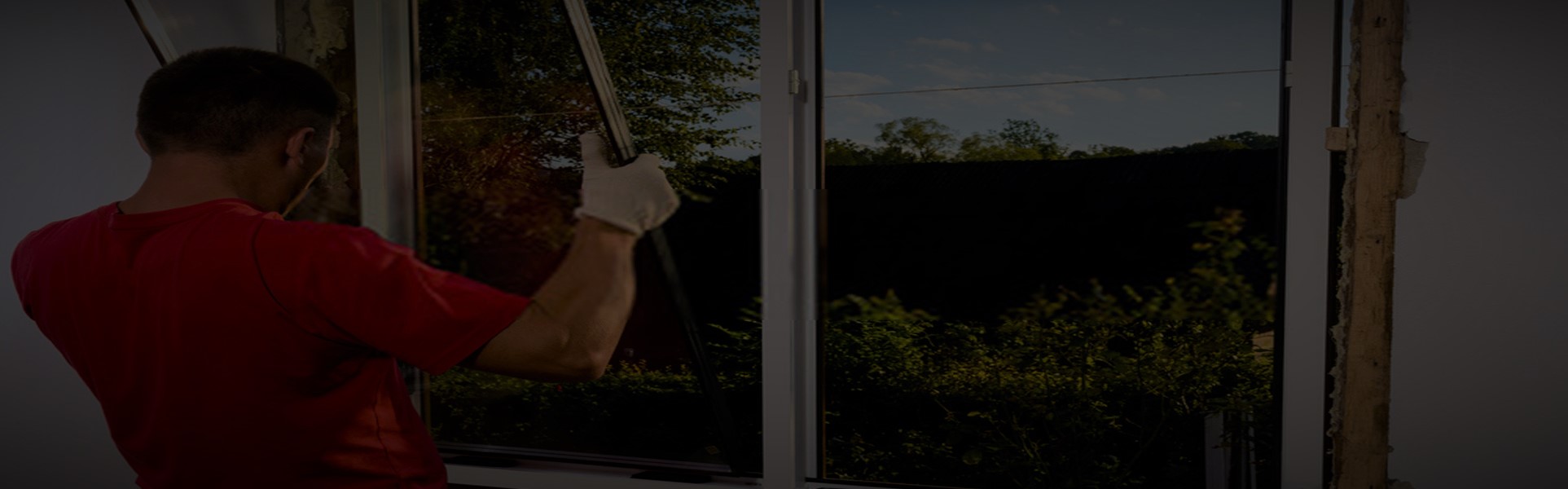 Slider, Glaziers in Holland Park, W11